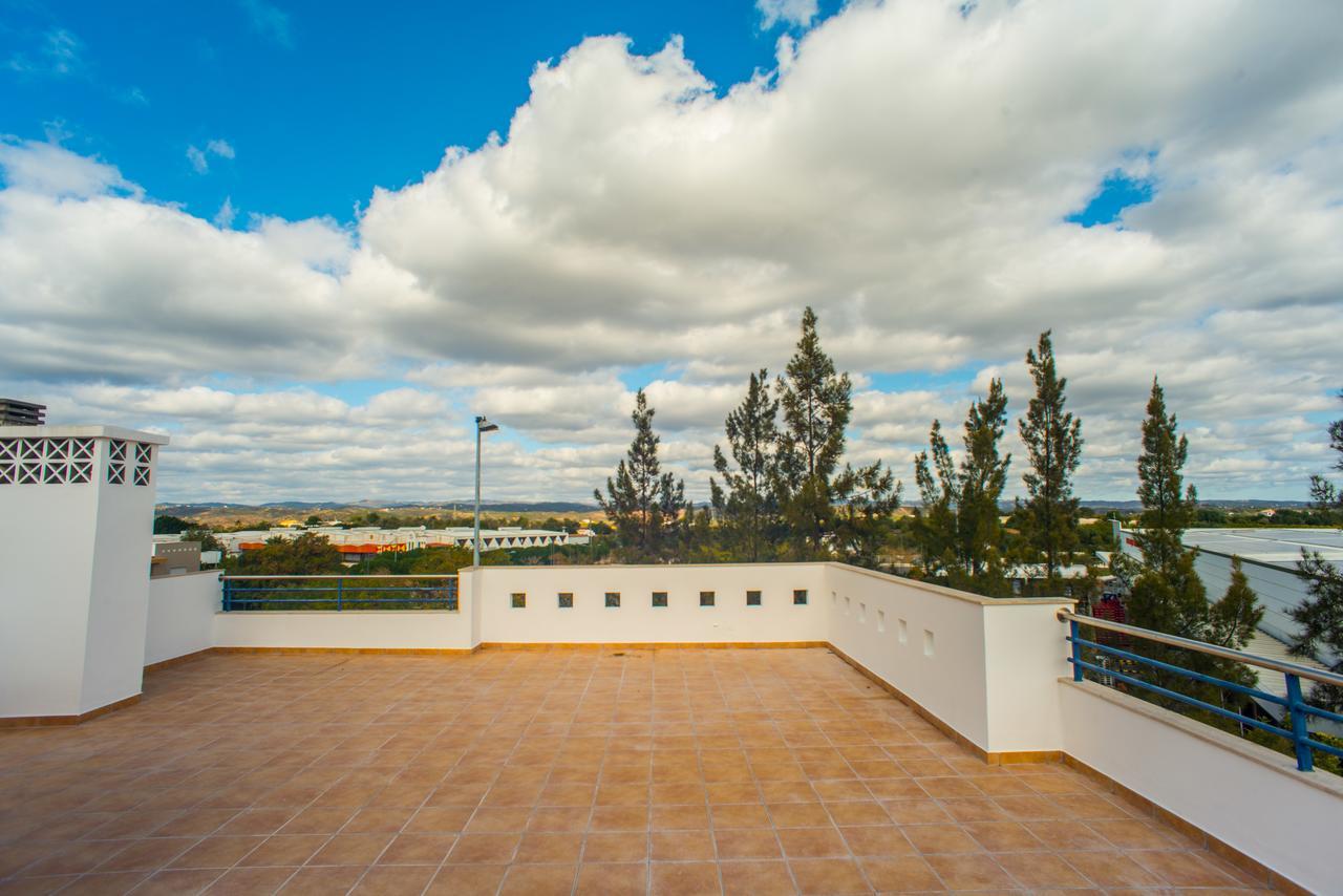 Pegada By Algartur *